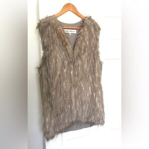 Sebby Collection Faux Fur Neutrals 2 button Vest XXL